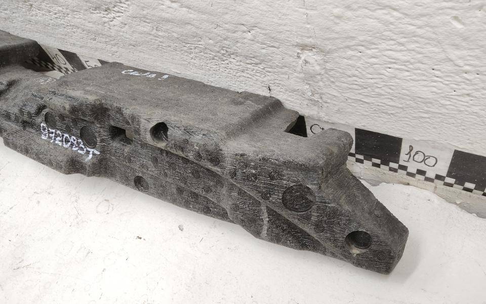 Наполнитель переднего бампера