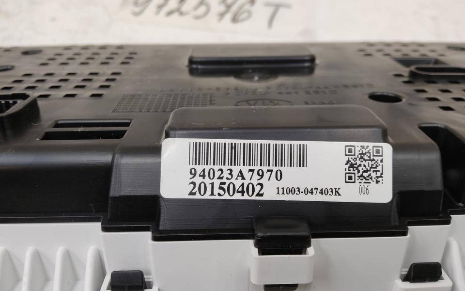 Панель приборов