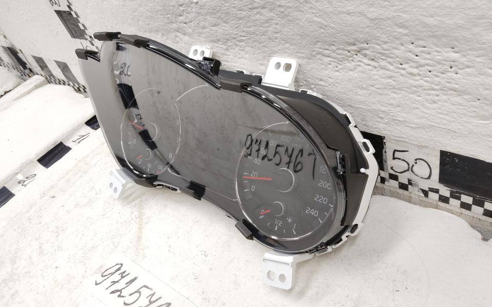 Панель приборов