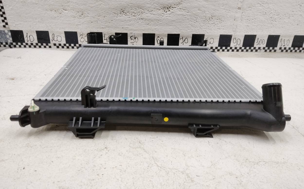 Радиатор охлаждения двигателя основной