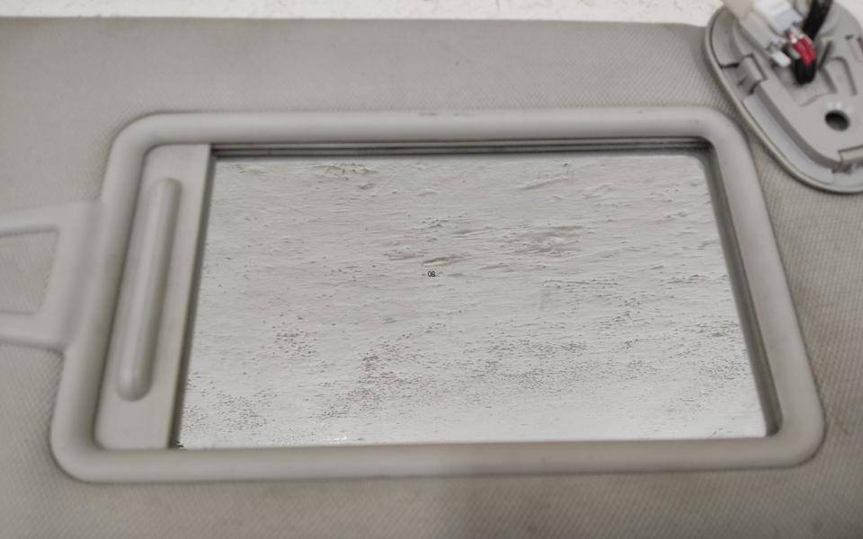 Козырек солнцезащитный