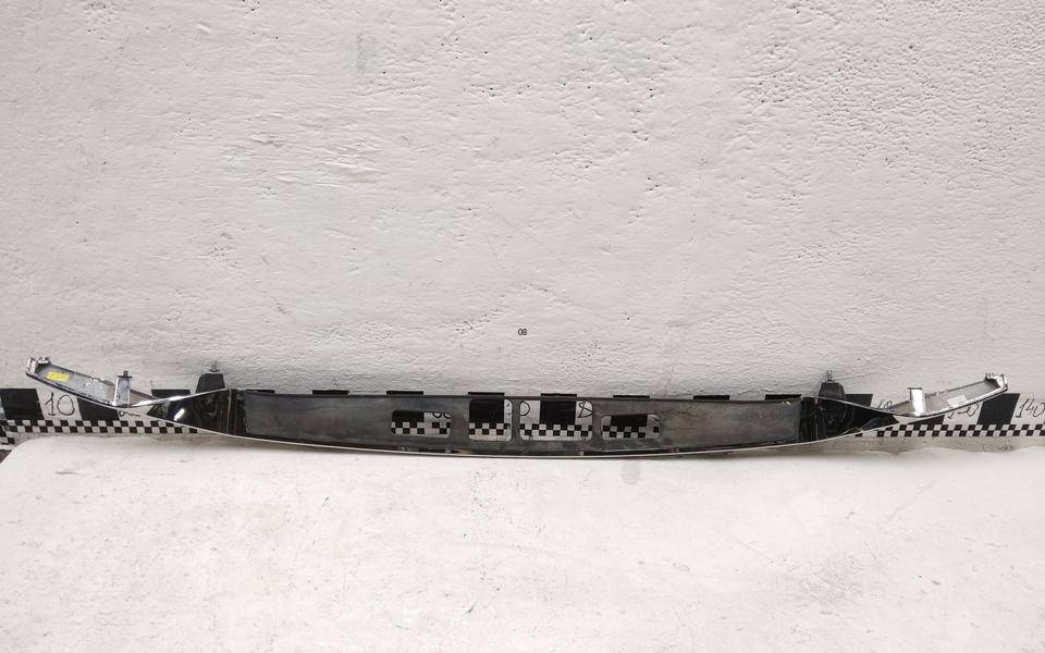 Накладка двери багажника