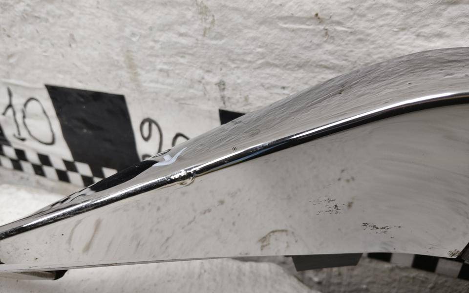 Накладка двери багажника