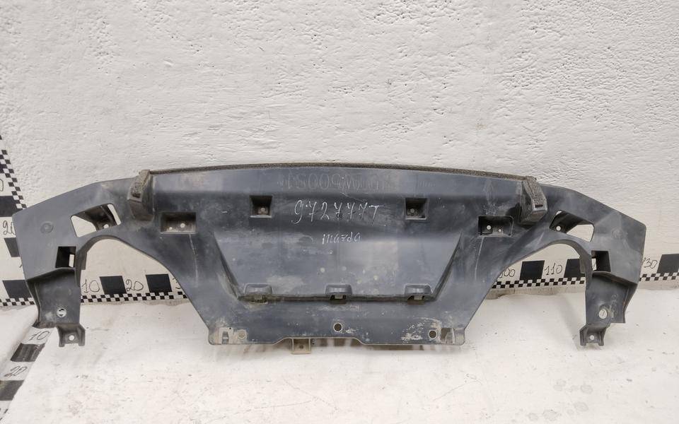 Пыльник двигателя центральный