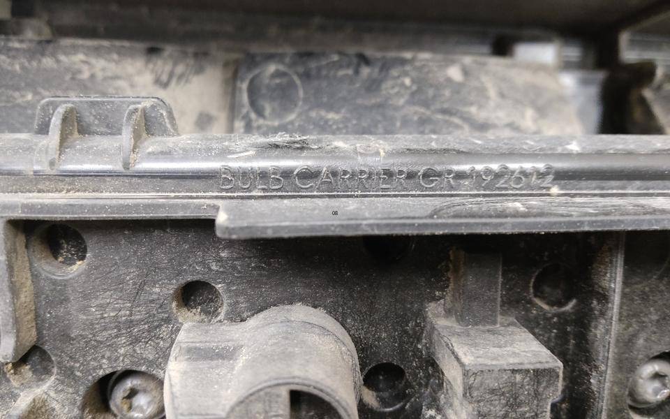 Фонарь задний правый