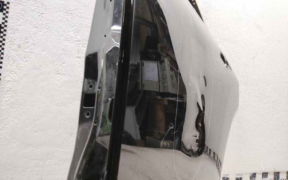 Дверь задняя левая