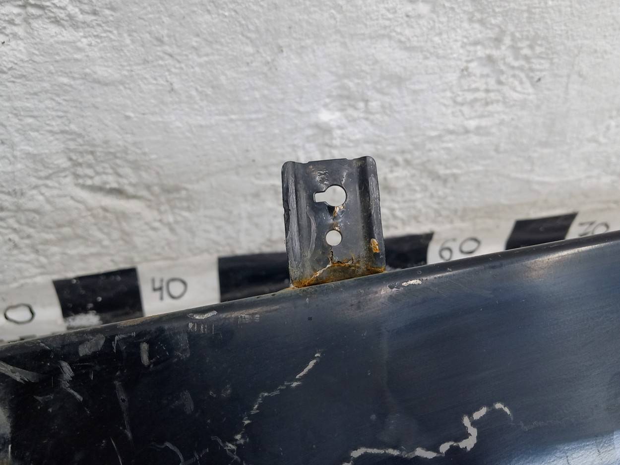 Усилитель переднего бампера