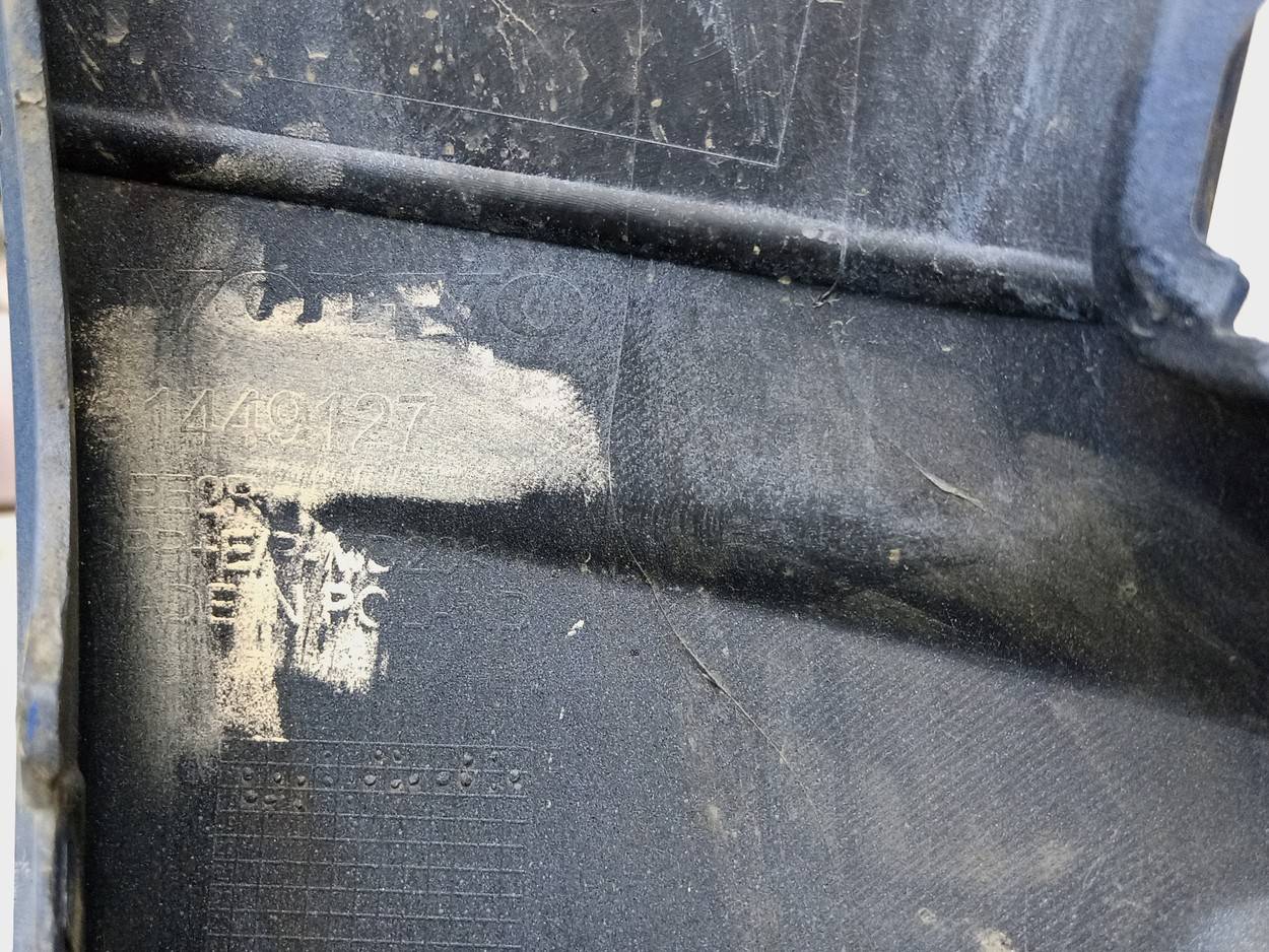 Бампер передний