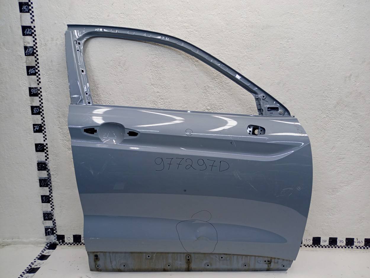 Дверь передняя правая