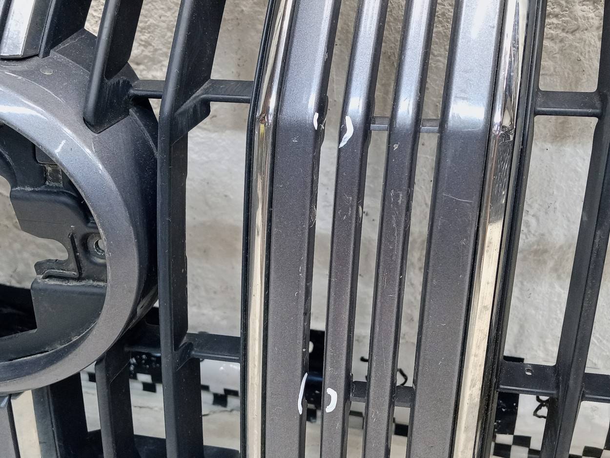 Решетка радиатора