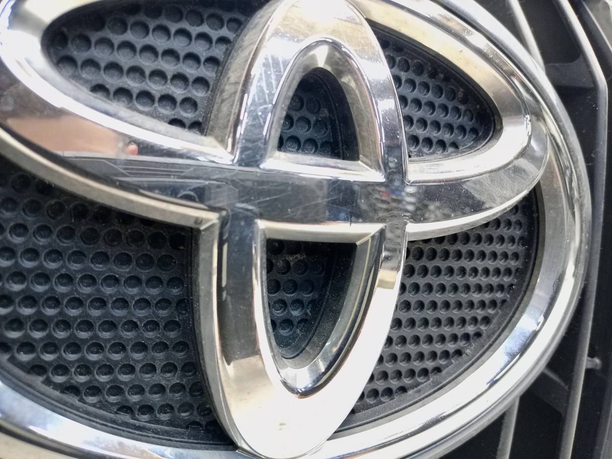 Решетка радиатора