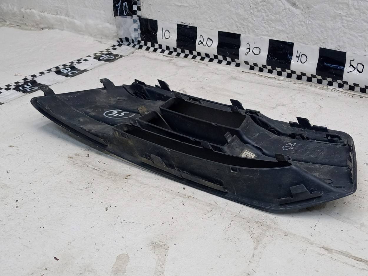 Накладка переднего бампера левая