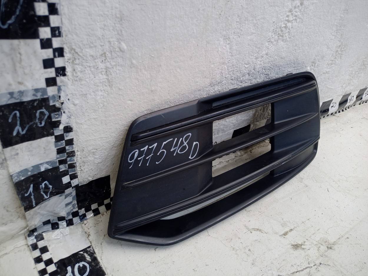 Накладка переднего бампера левая