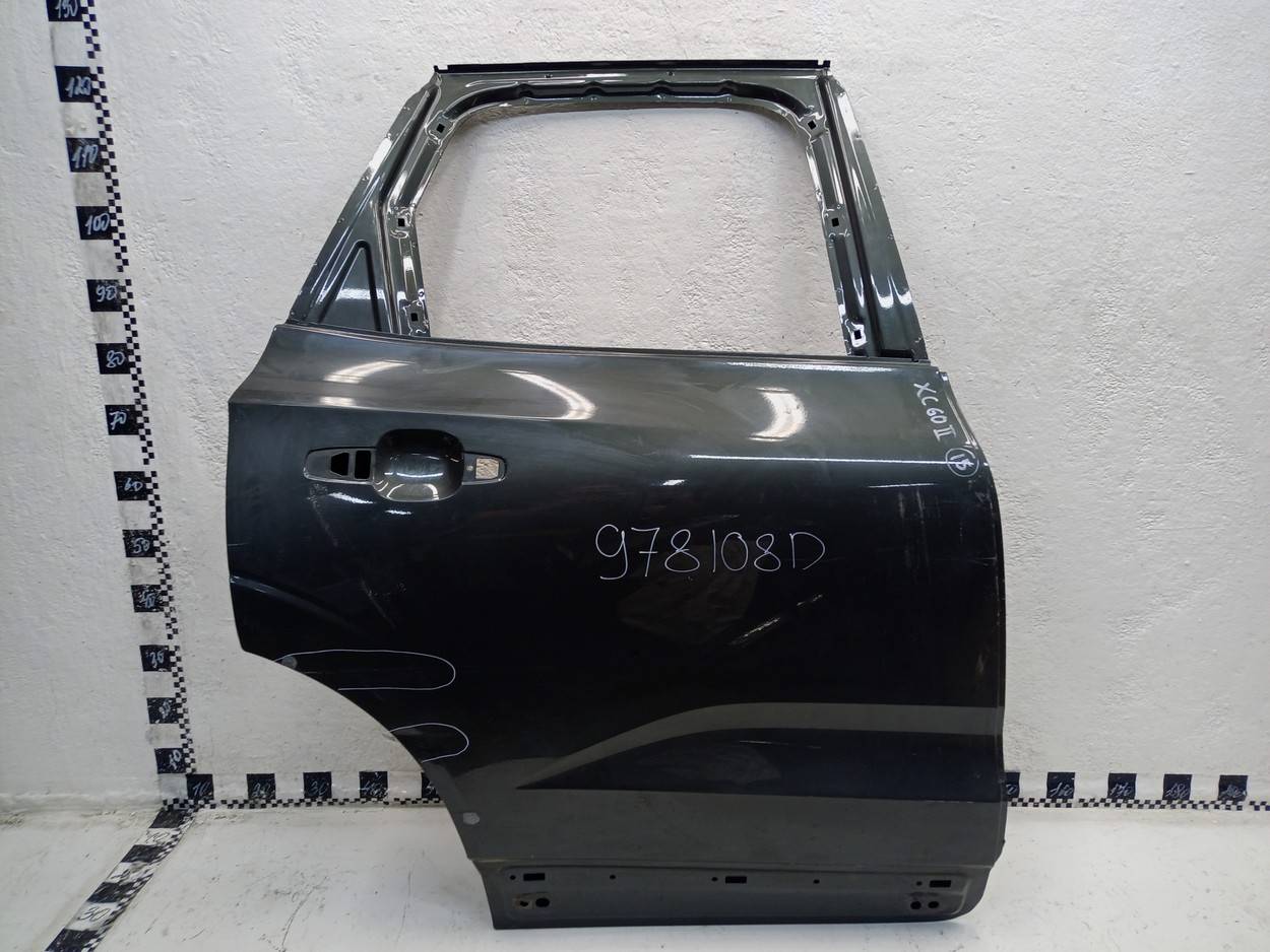 Дверь задняя правая