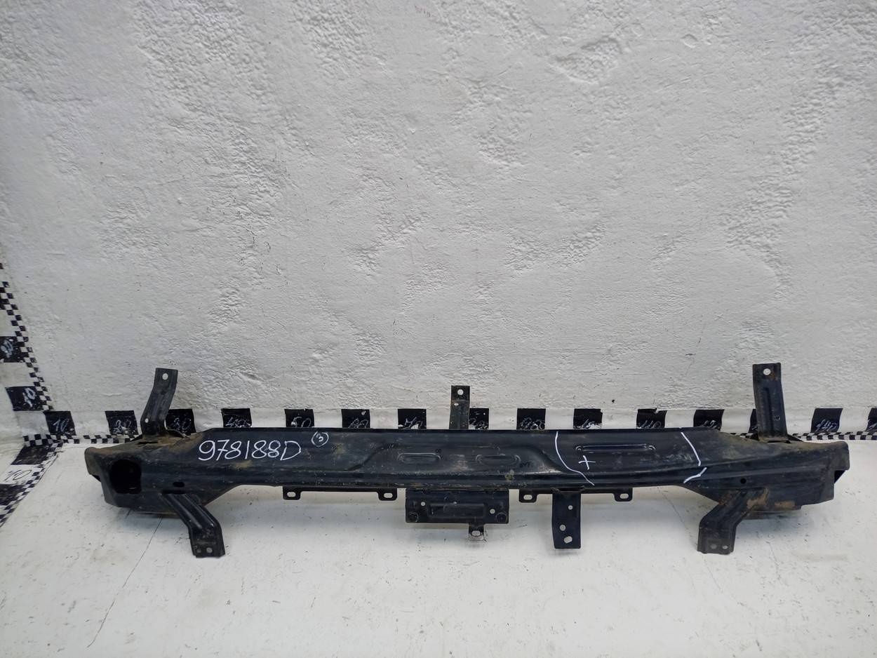 Усилитель заднего бампера