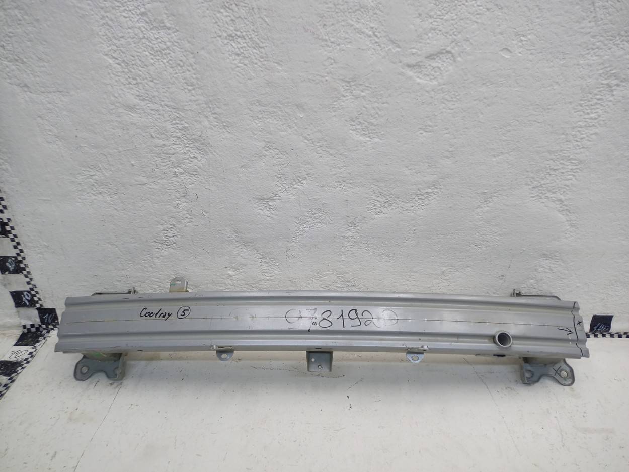 Усилитель переднего бампера