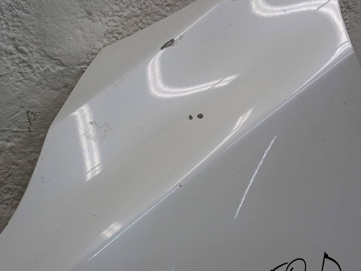 Крыло переднее левое