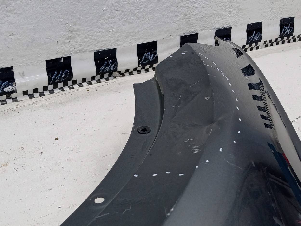 Крыло переднее левое