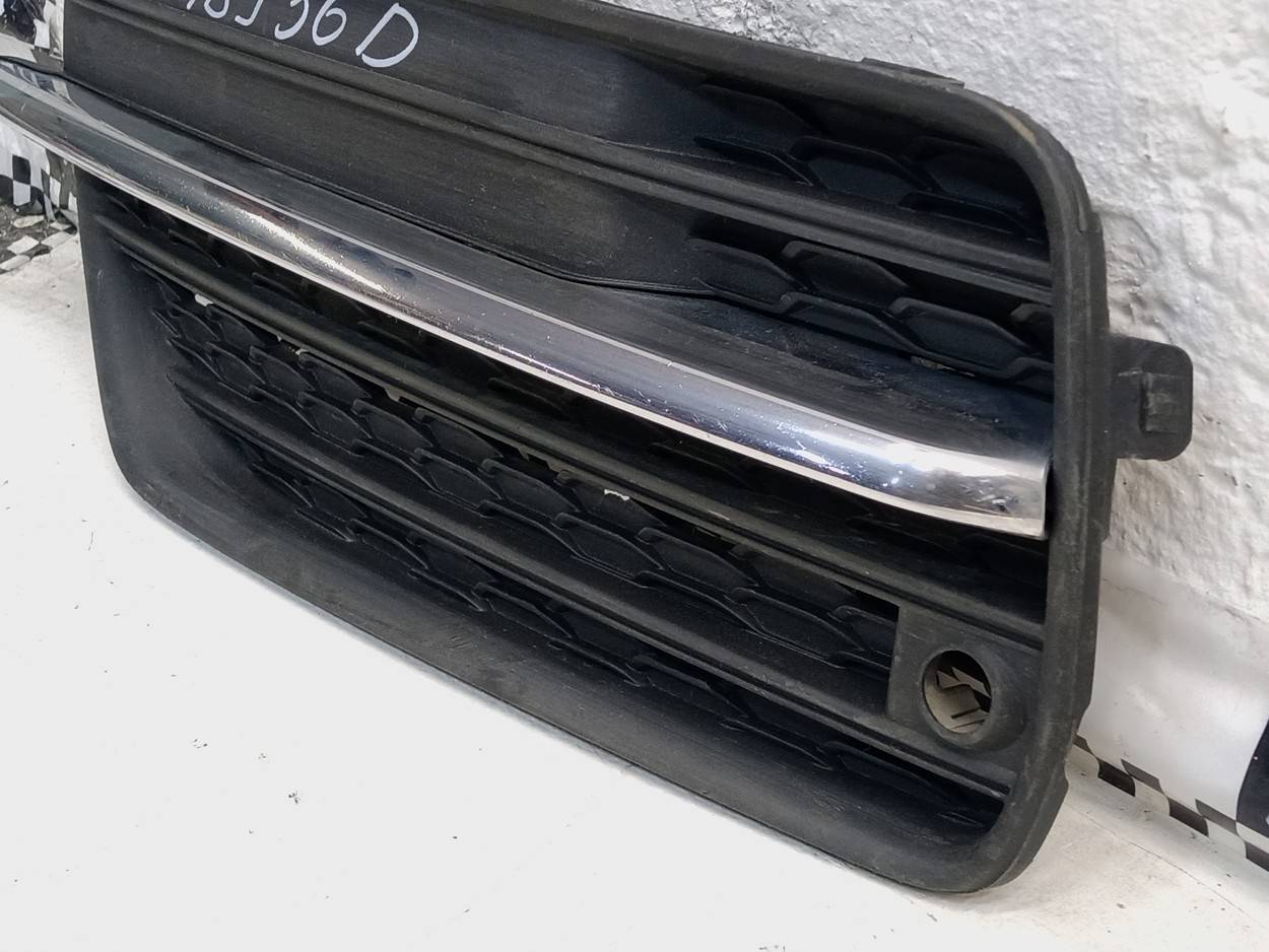 Накладка переднего бампера левая