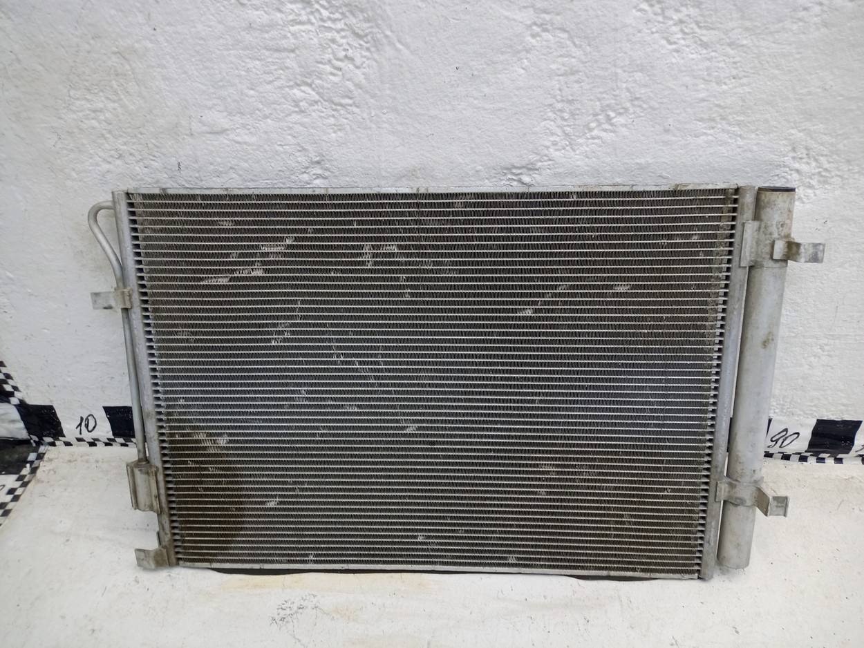 Радиатор кондиционера / конденсер