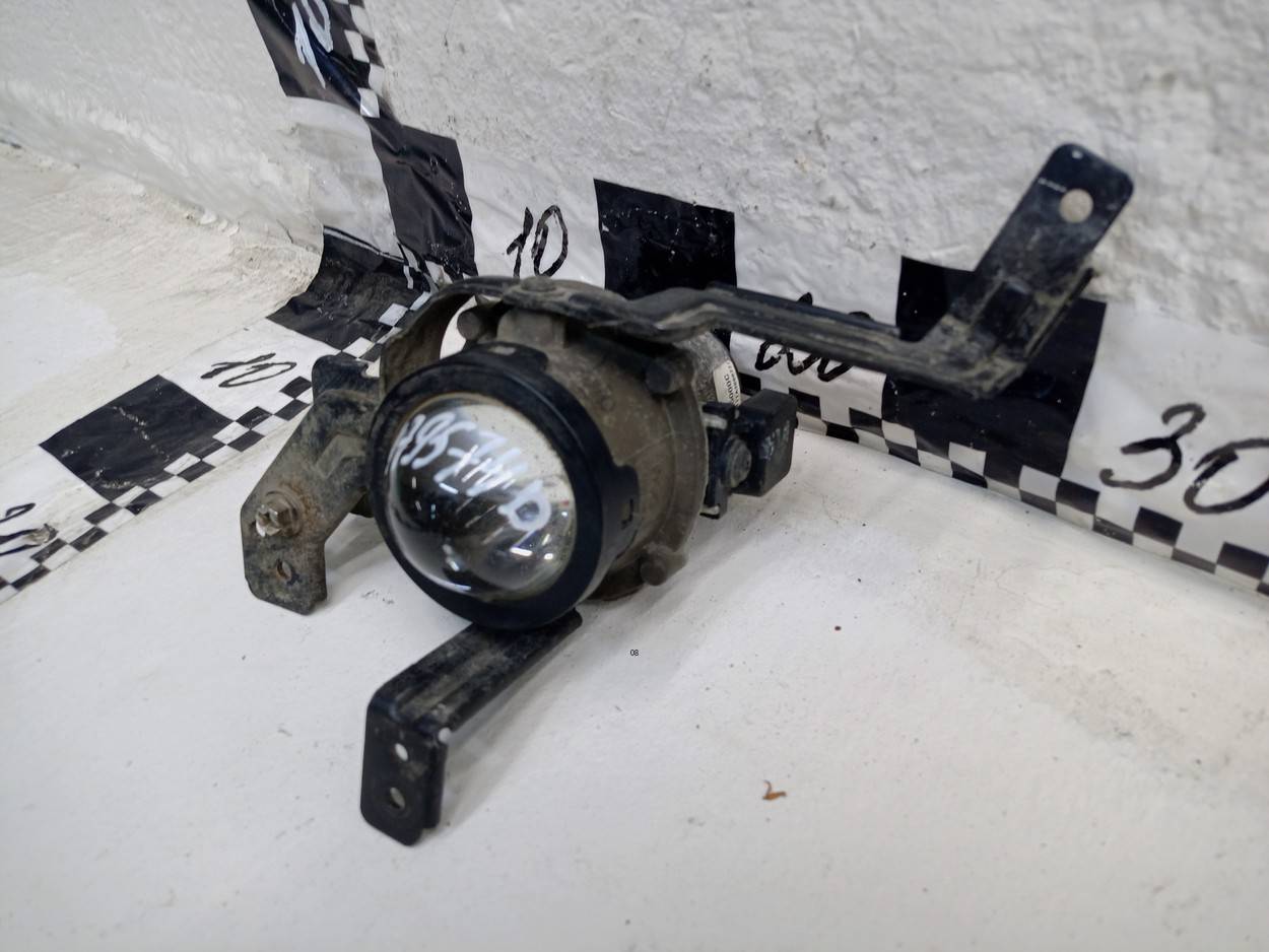 Фара противотуманная правая