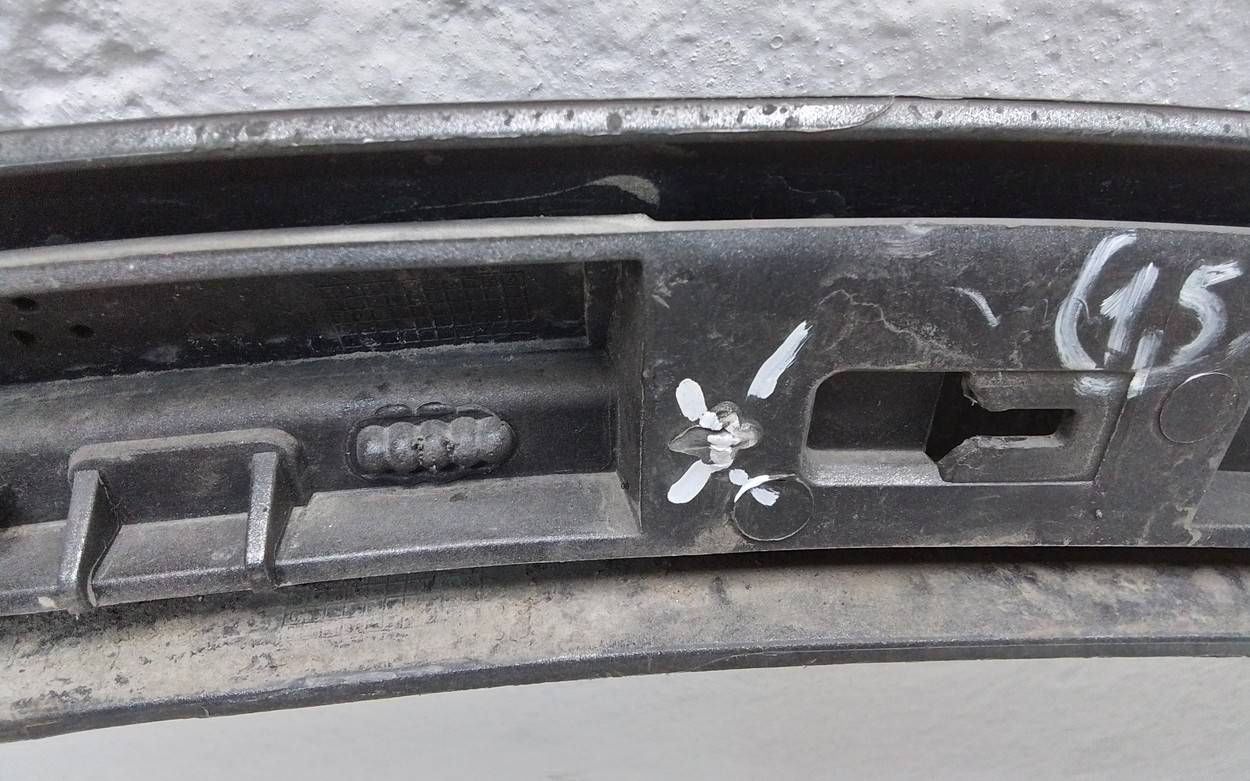 Накладка заднего крыла левого