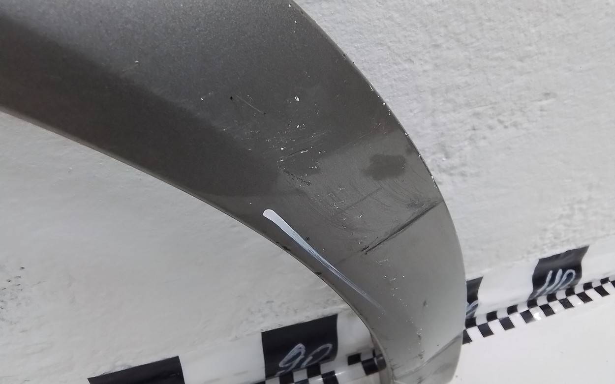 Накладка заднего крыла левого