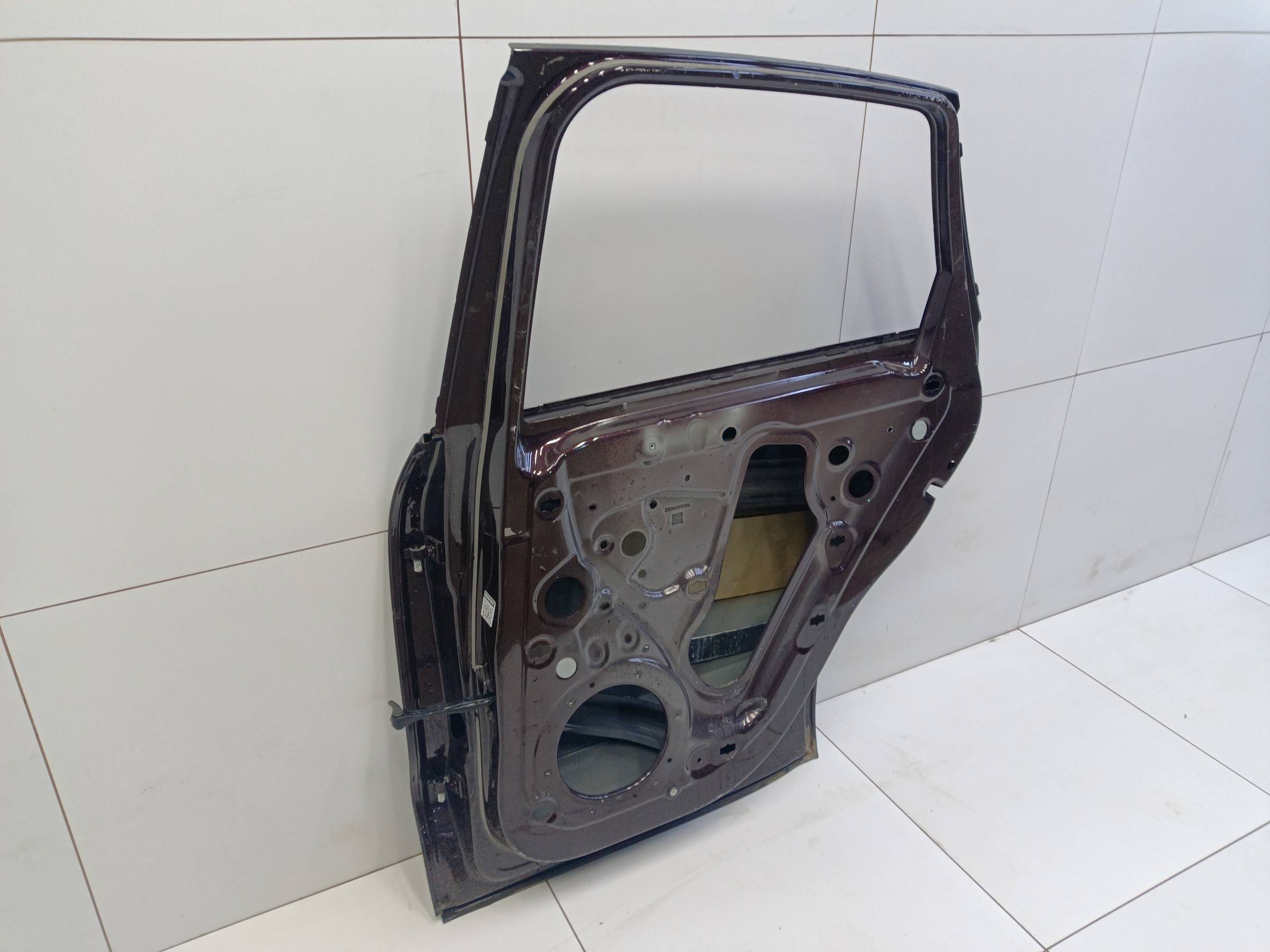 Дверь задняя правая