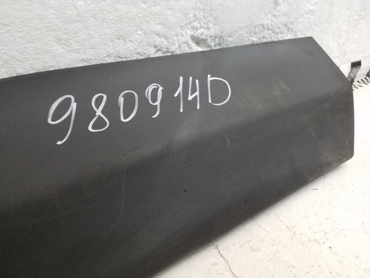 Накладка двери задней правой