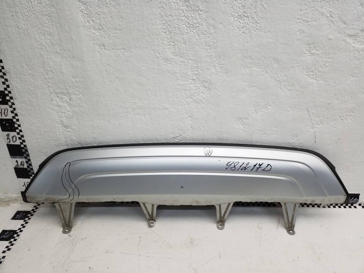 Накладка заднего бампера