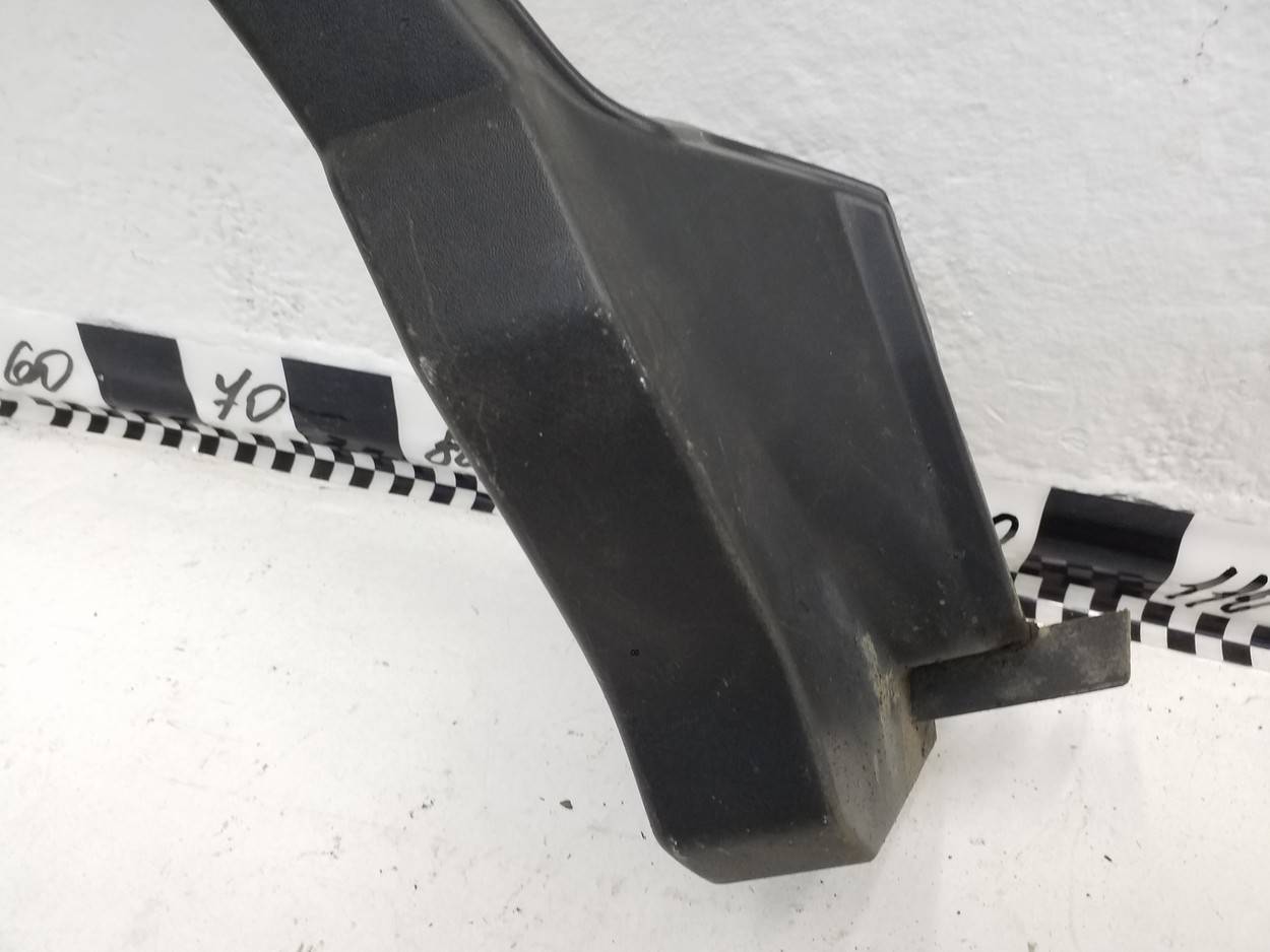 Накладка заднего крыла правого