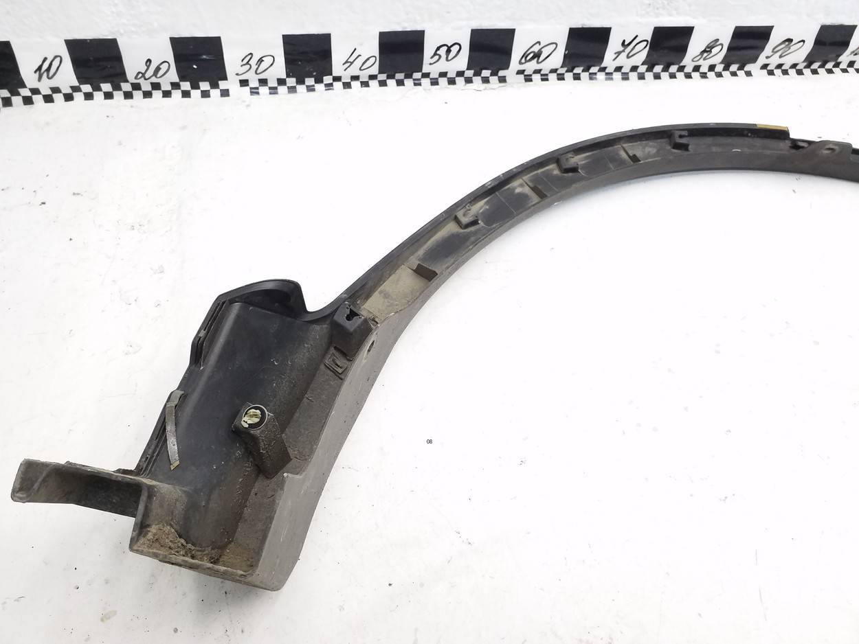 Накладка заднего крыла правого