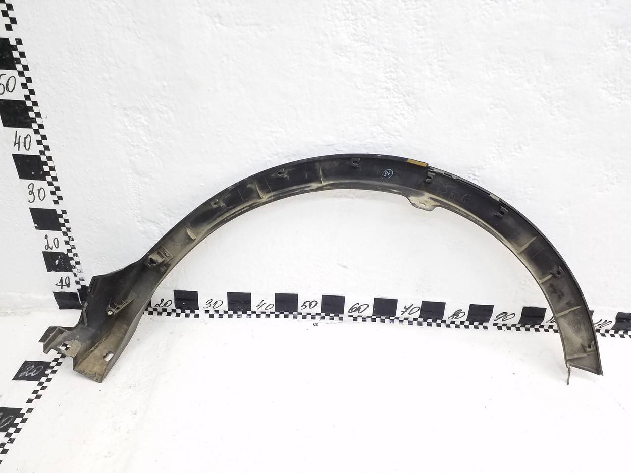 Накладка заднего крыла правого