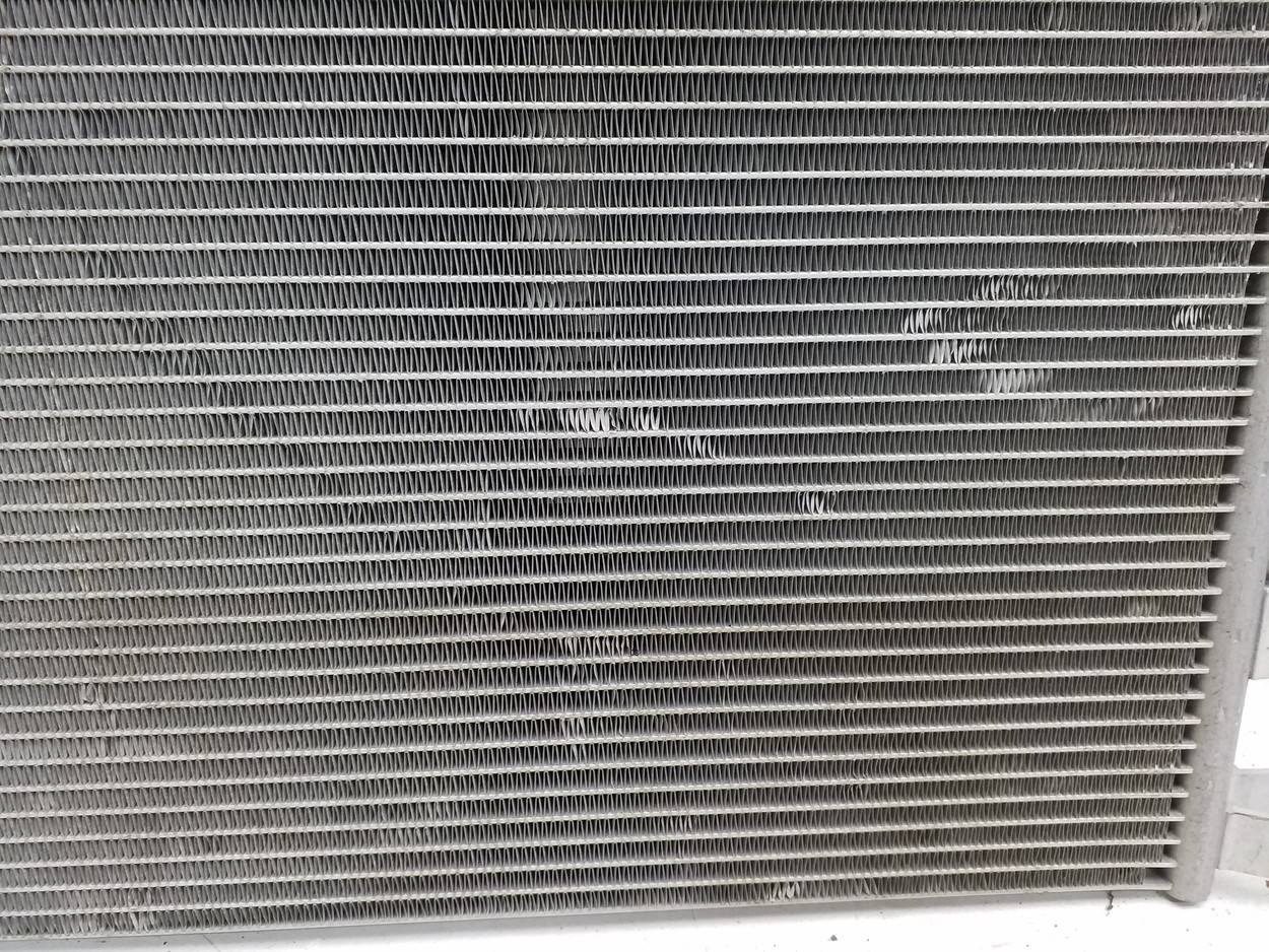 Радиатор кондиционера / конденсер