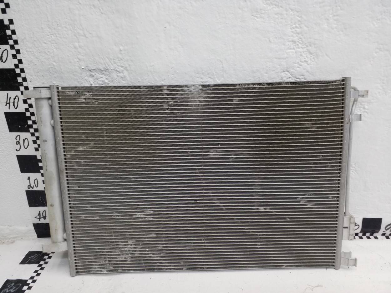 Радиатор кондиционера / конденсер