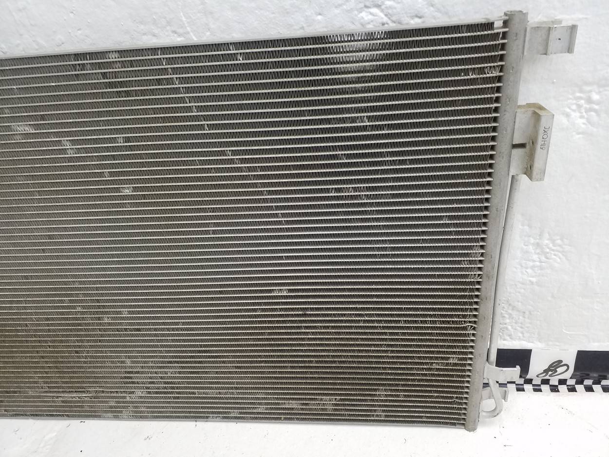 Радиатор кондиционера / конденсер