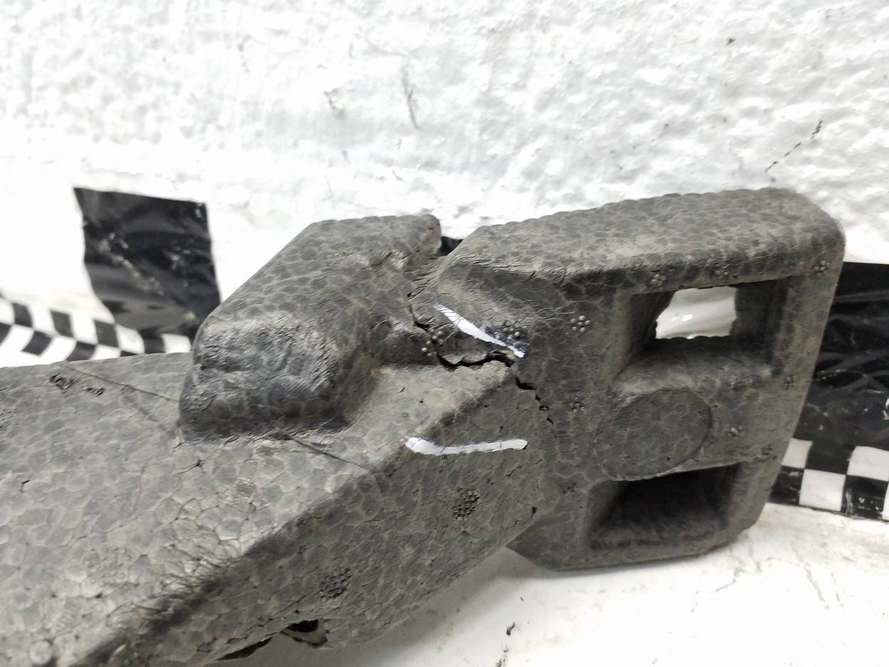 Наполнитель переднего бампера