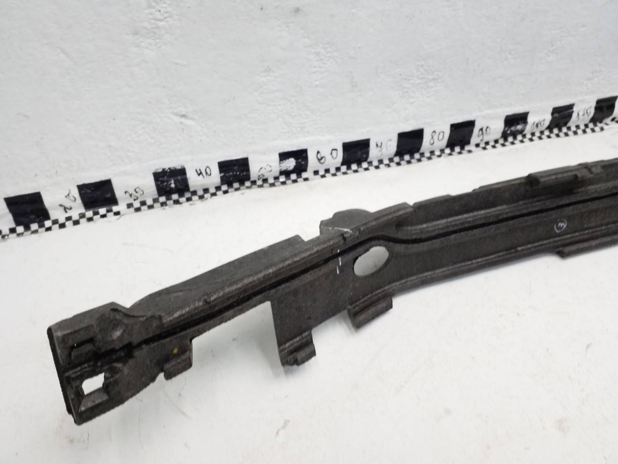 Наполнитель переднего бампера