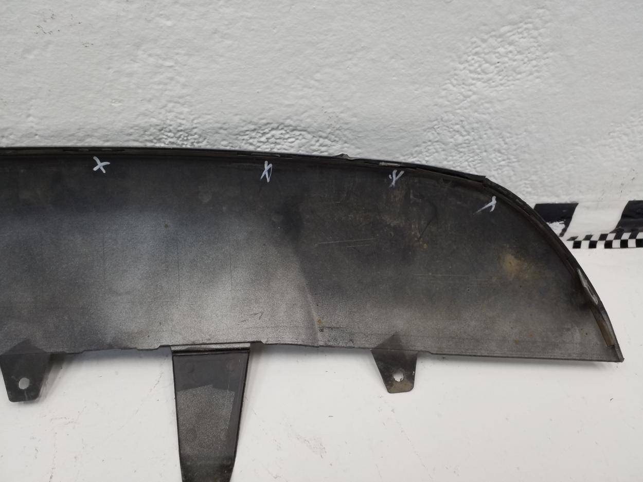 Накладка заднего бампера