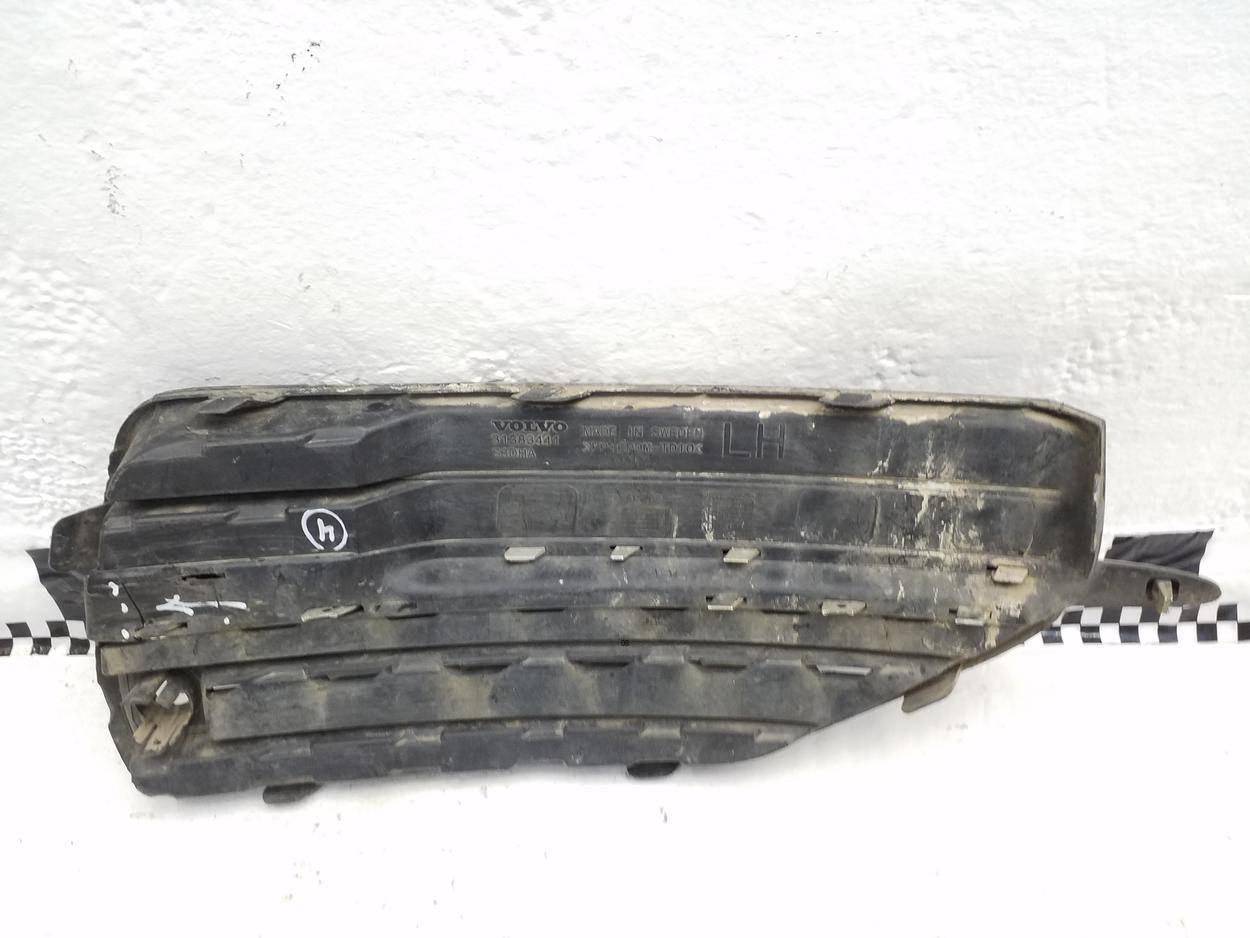 Накладка переднего бампера левая