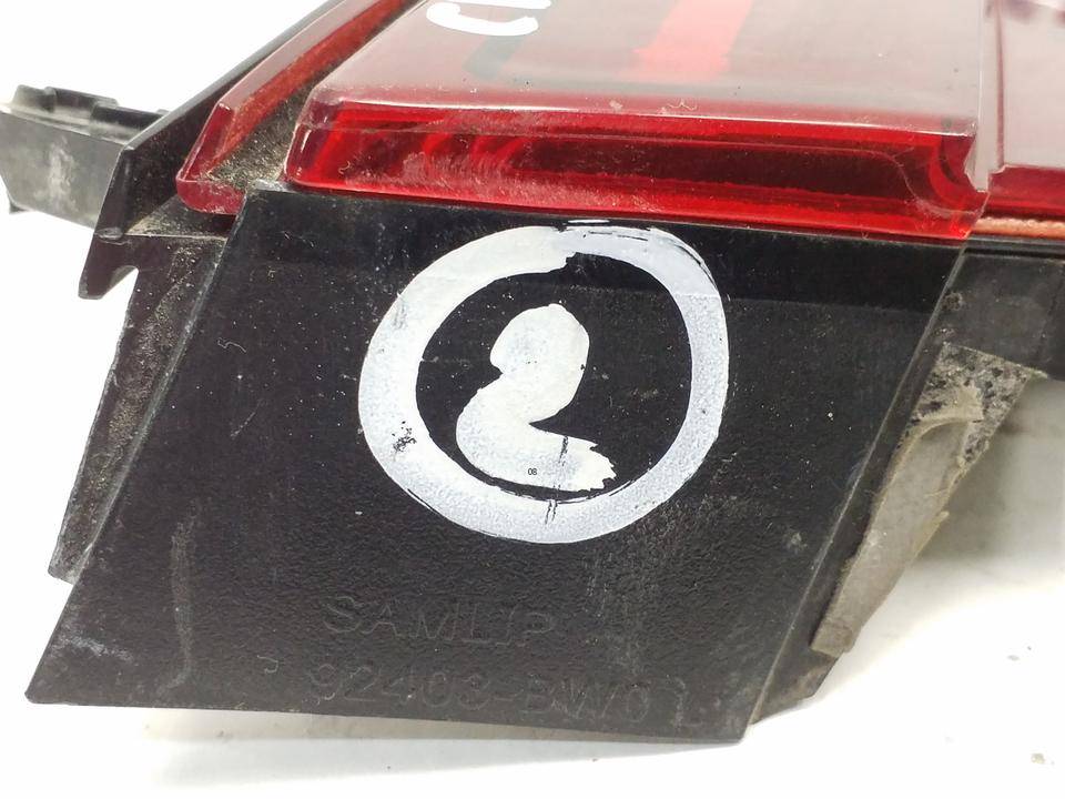 Фонарь задний в бампер левый