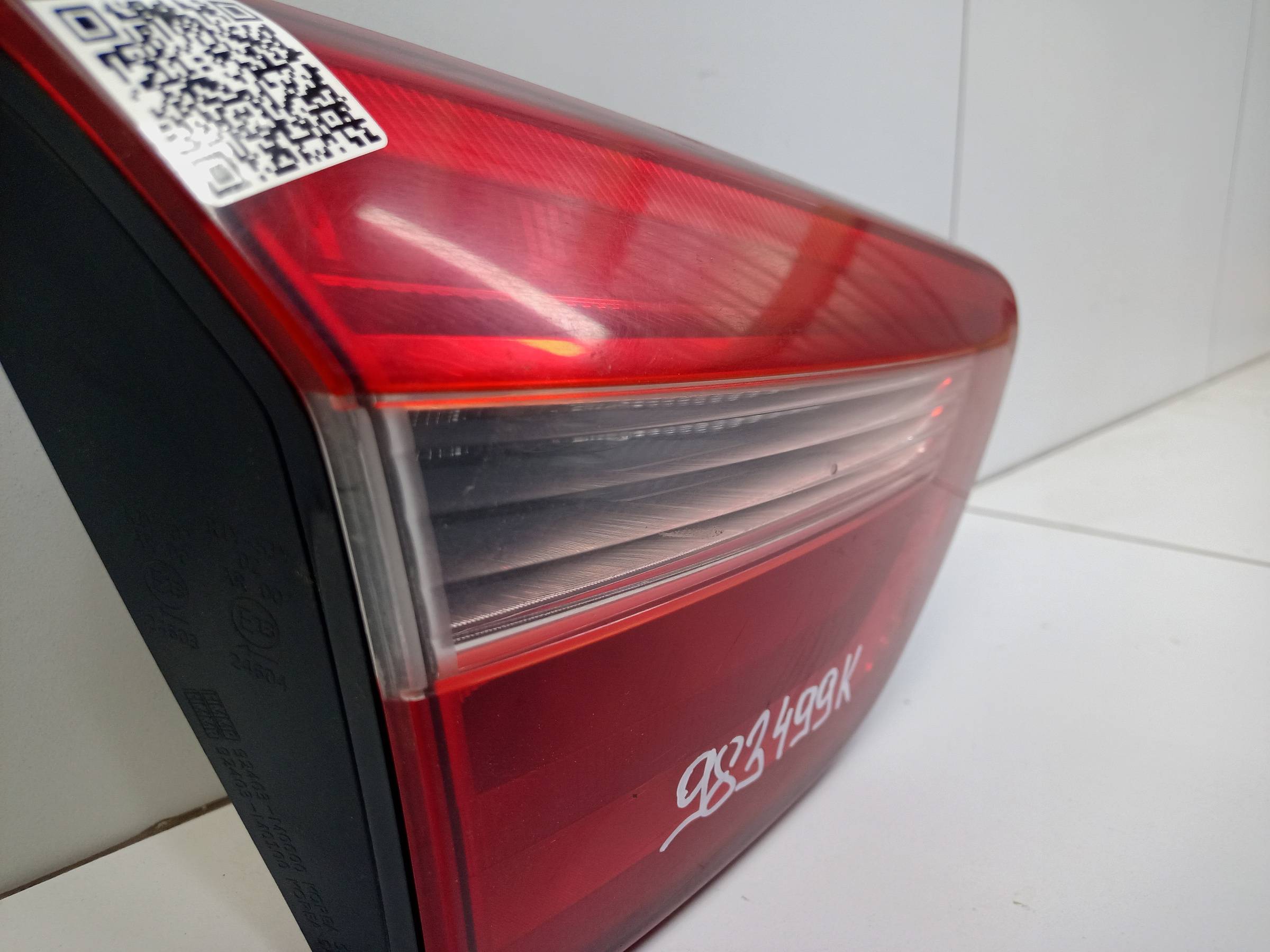 Фонарь задний внутренний левый