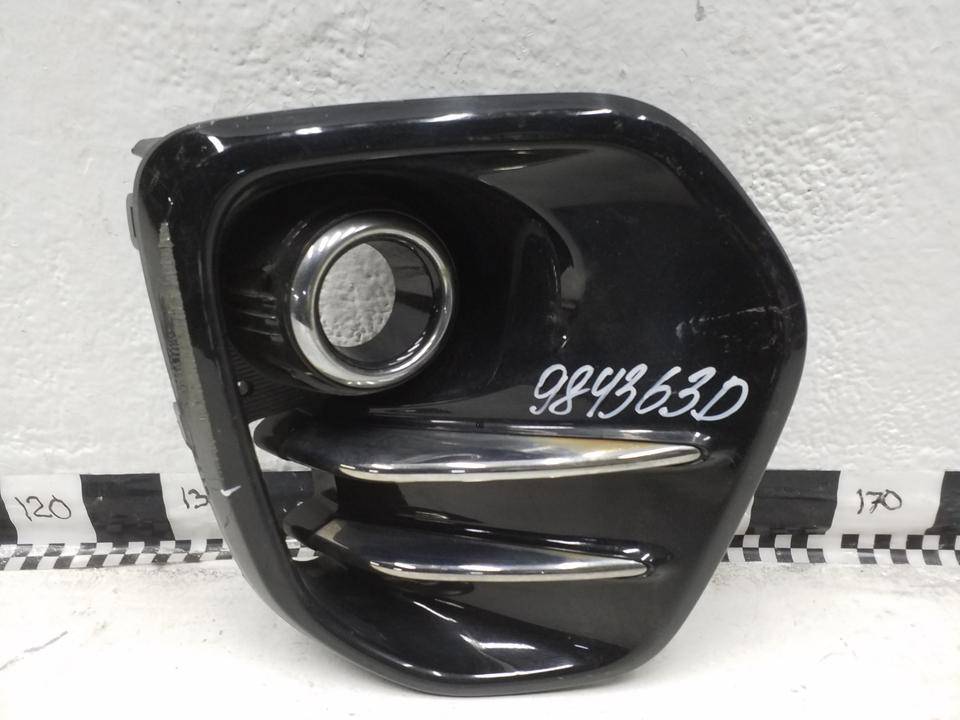 Накладка переднего бампера правая