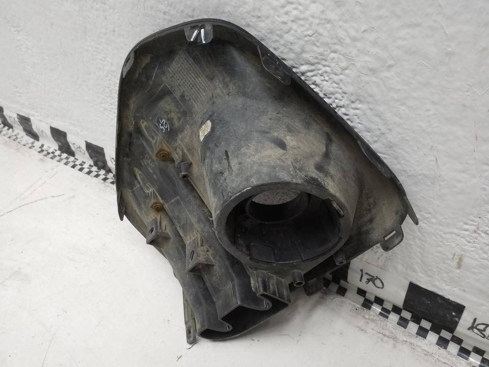 Накладка переднего бампера правая