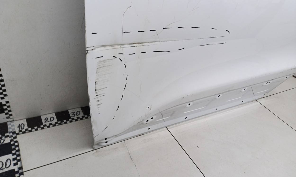 Дверь передняя левая