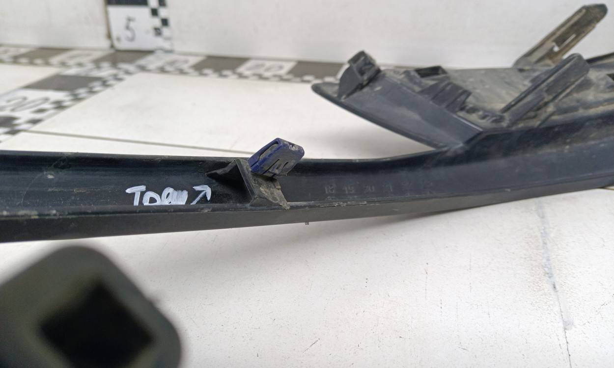 Накладка заднего бампера левая