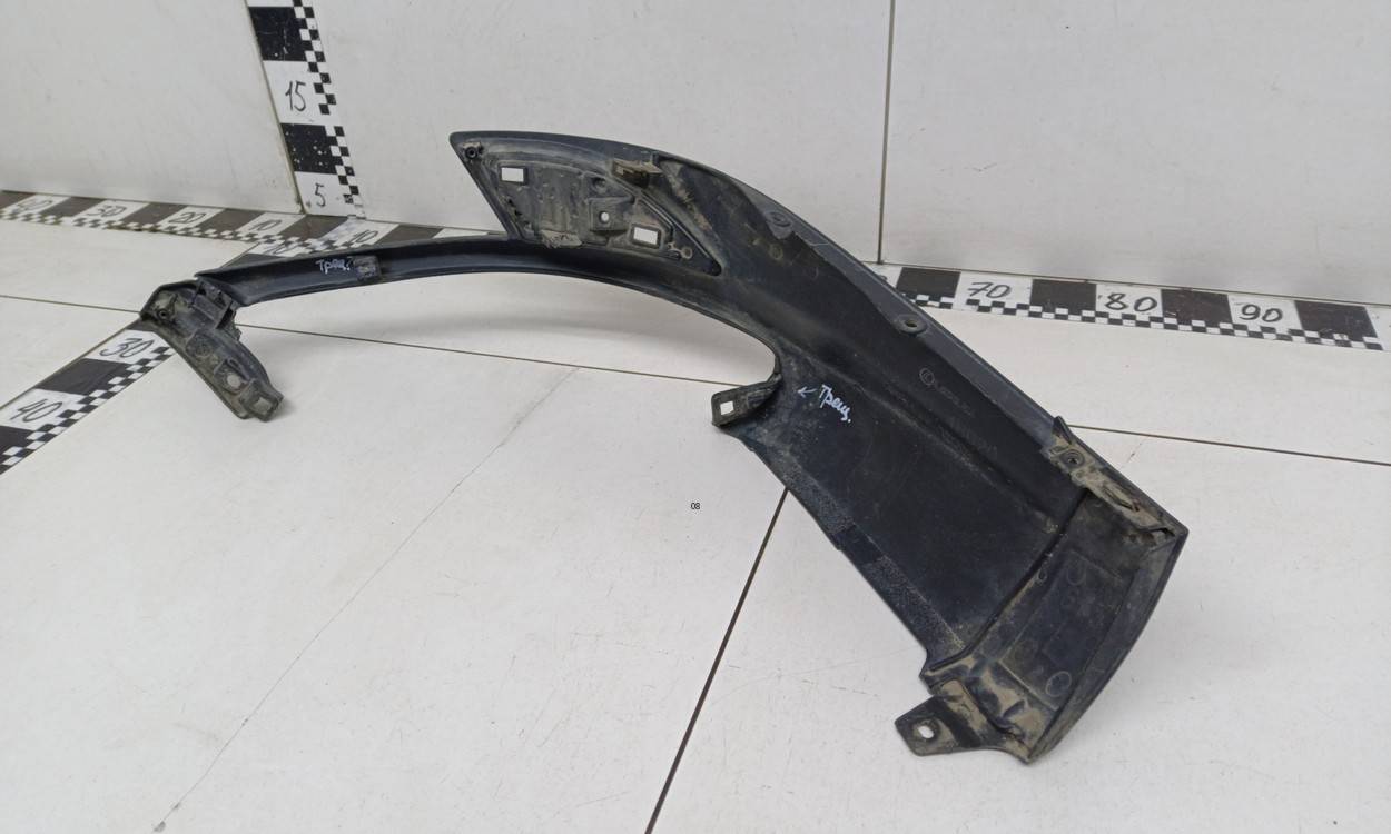 Накладка заднего бампера левая