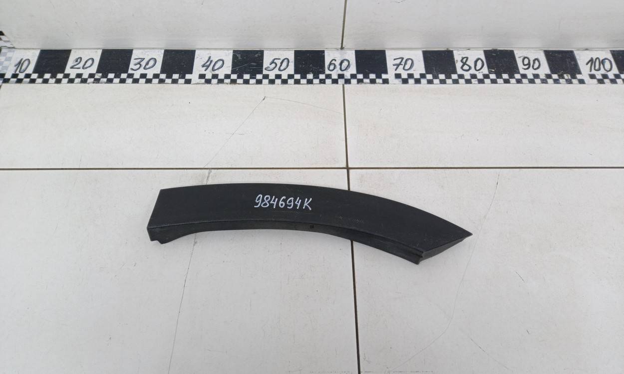 Накладка заднего крыла левого