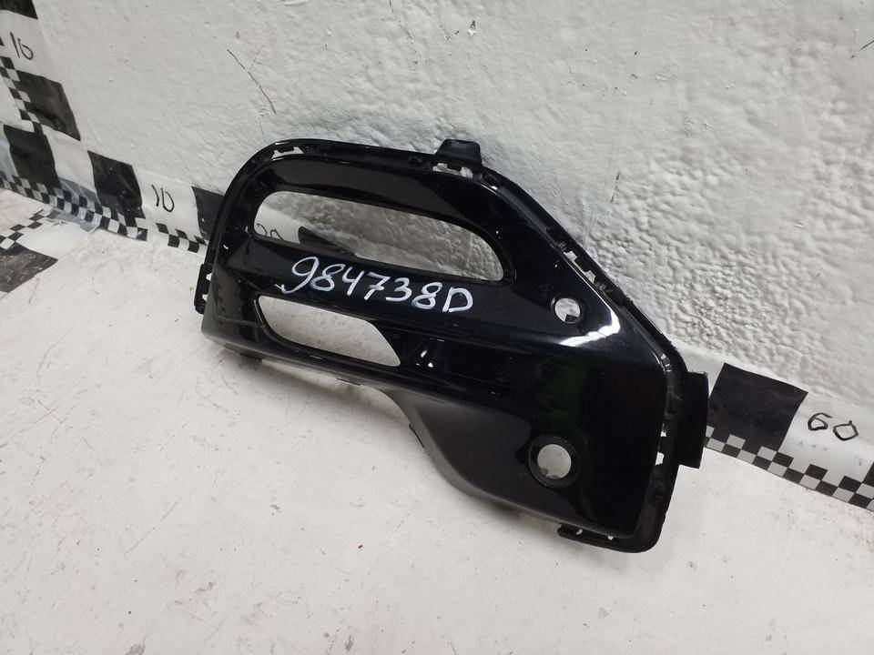 Накладка переднего бампера правая