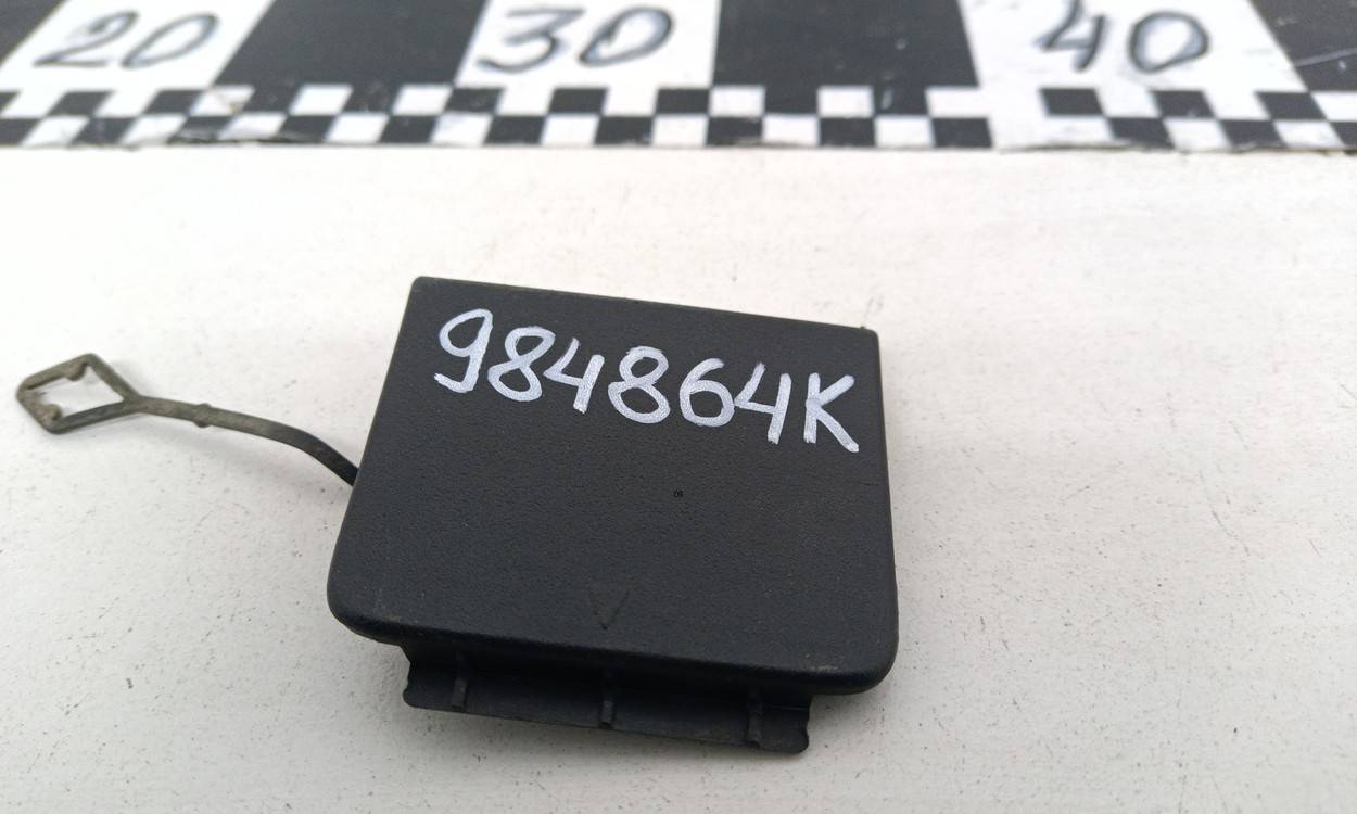 Заглушка буксировочного крюка